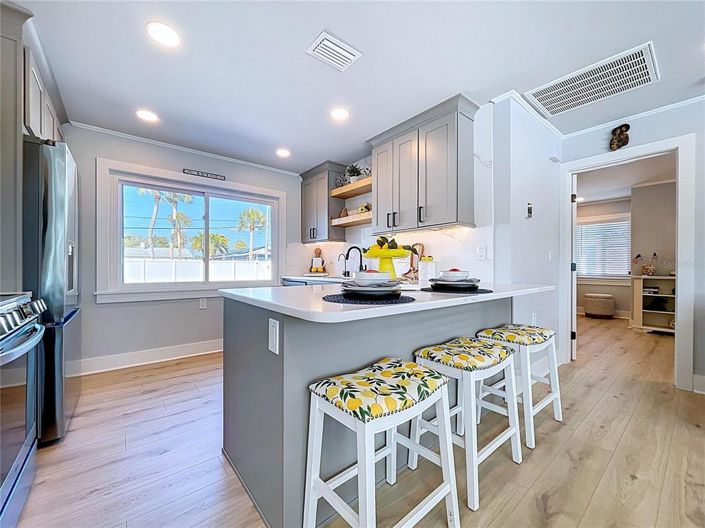 Image No.15-3 Bed Property for sale