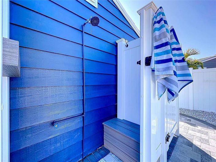 Image No.58-3 Bed Property for sale