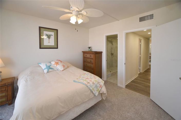 Image No.14-2 Bed Property for sale