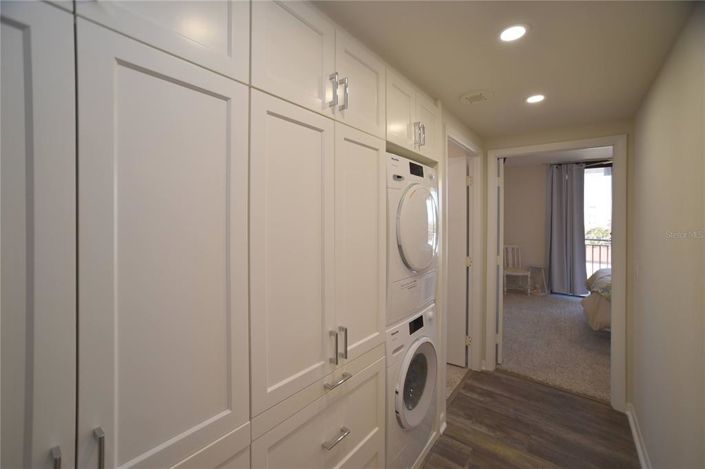 Image No.32-2 Bed Property for sale