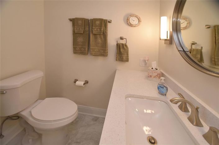 Image No.36-2 Bed Property for sale