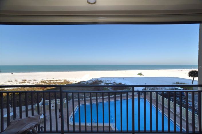 Image No.44-2 Bed Property for sale