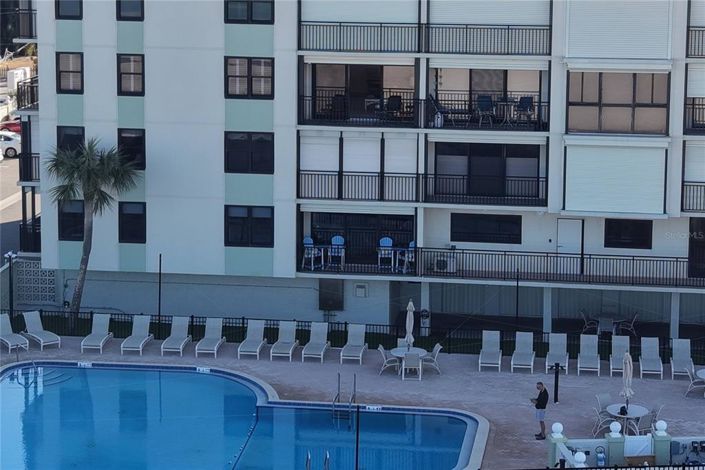 Image No.45-2 Bed Property for sale