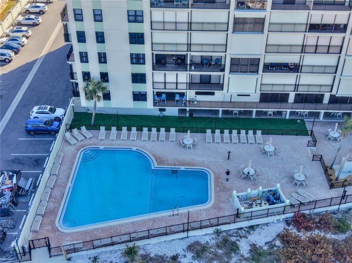 Image No.58-2 Bed Property for sale