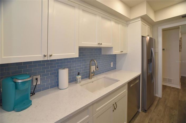 Image No.6-2 Bed Property for sale