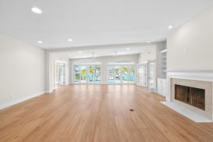 Image No.21-3 Bed Property for sale