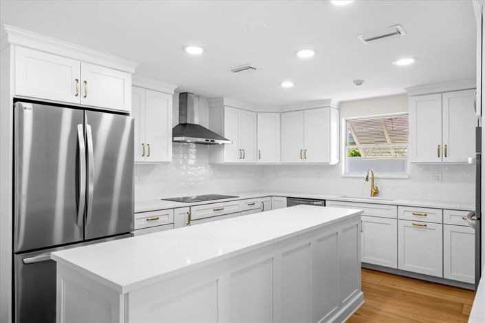 Image No.30-3 Bed Property for sale