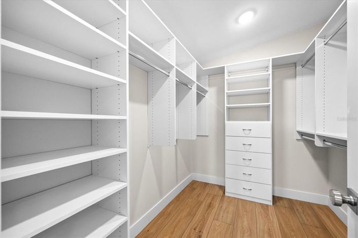 Image No.49-3 Bed Property for sale