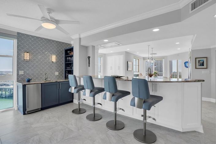 Image No.16-4 Bed Property for sale