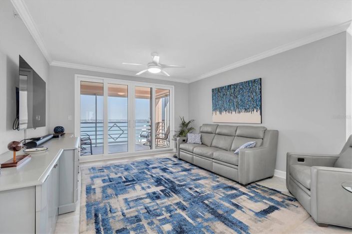 Image No.4-4 Bed Property for sale