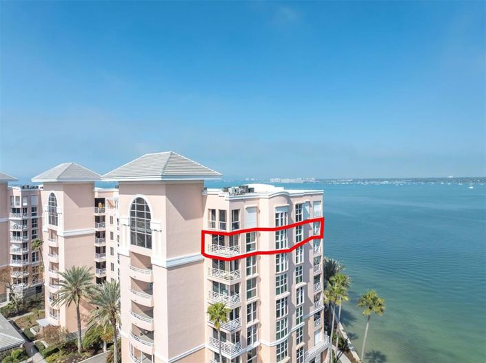 Image No.48-4 Bed Property for sale