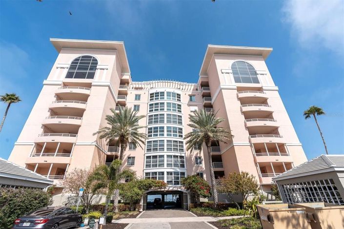 Image No.54-4 Bed Property for sale