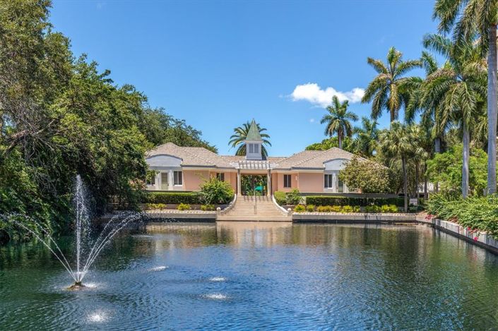 Image No.59-4 Bed Property for sale