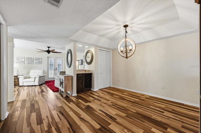 Image No.11-3 Bed Townhouse for sale