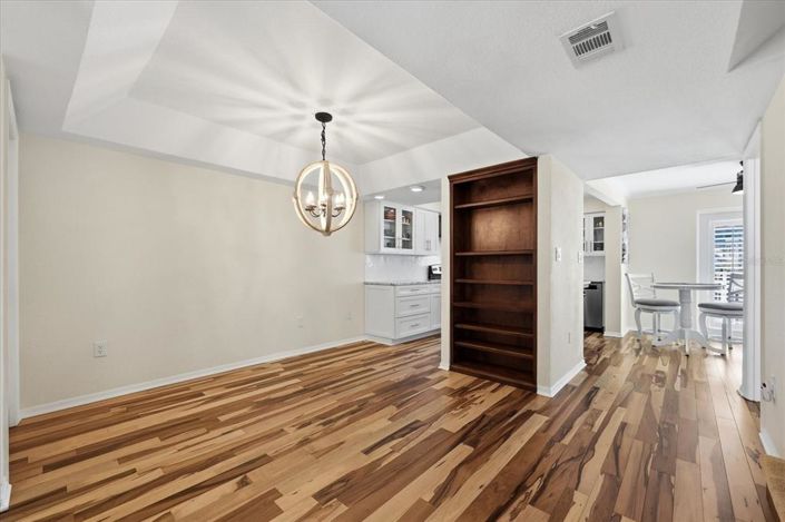 Image No.13-3 Bed Townhouse for sale