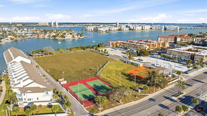 Image No.47-3 Bed Townhouse for sale