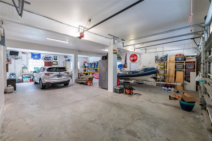 Image No.37-4 Bed Property for sale