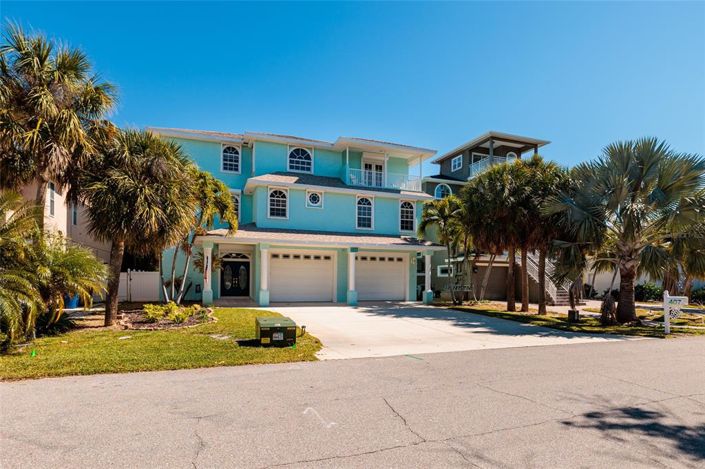 Image No.45-4 Bed Property for sale