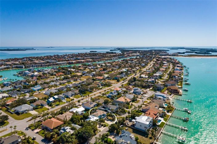 Image No.58-4 Bed Property for sale