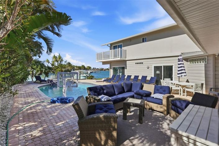 Image No.38-4 Bed Property for sale