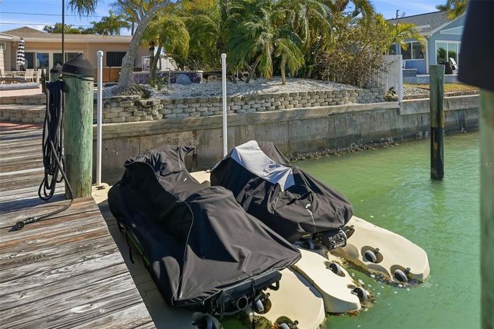 Image No.48-4 Bed Property for sale