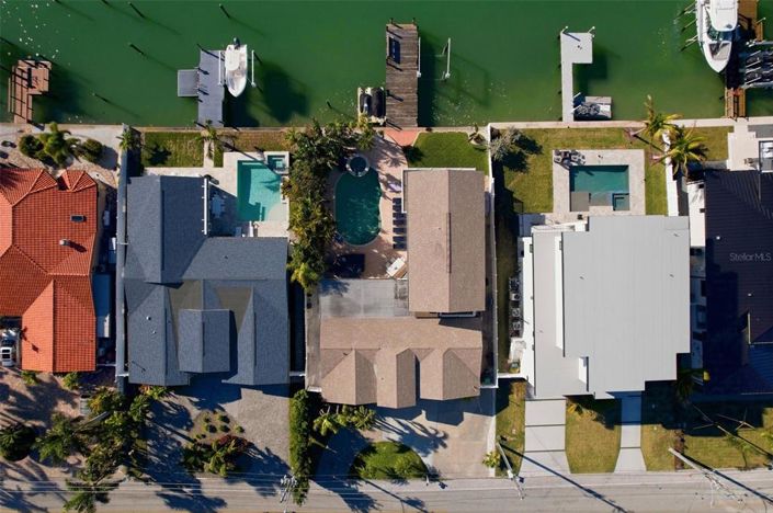 Image No.49-4 Bed Property for sale