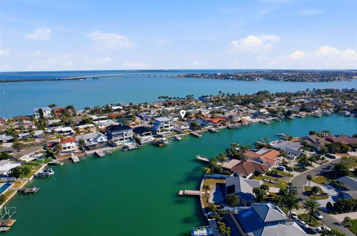 Image No.53-4 Bed Property for sale