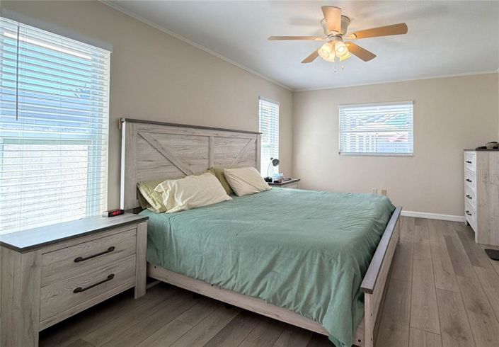 Image No.16-3 Bed Property for sale