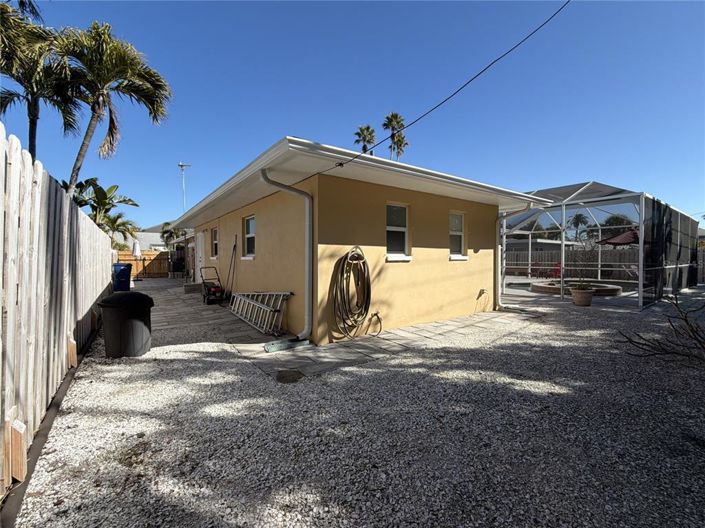 Image No.33-3 Bed Property for sale