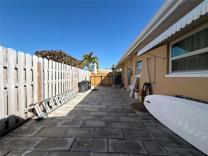 Image No.34-3 Bed Property for sale