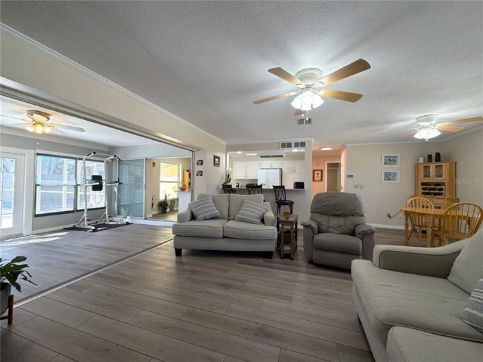 Image No.5-3 Bed Property for sale