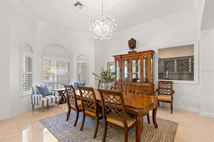 Image No.25-4 Bed Property for sale