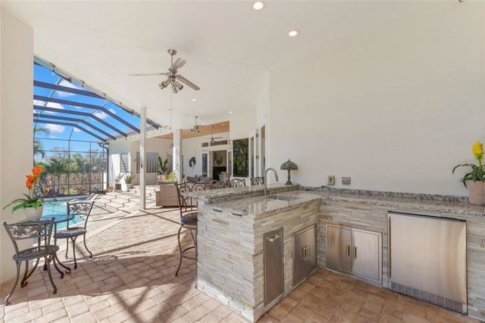 Image No.34-4 Bed Property for sale