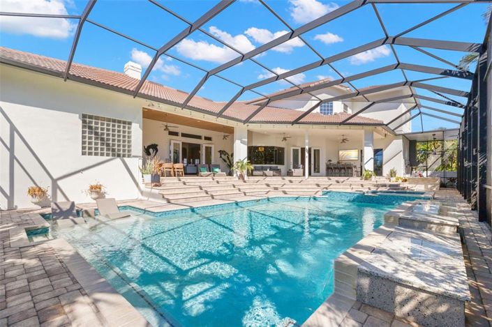 Image No.41-4 Bed Property for sale