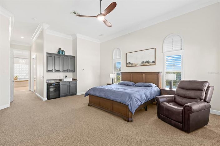 Image No.46-4 Bed Property for sale