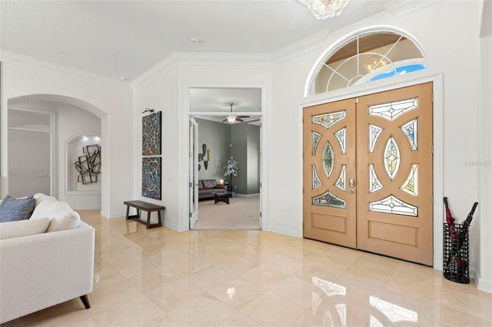 Image No.56-4 Bed Property for sale