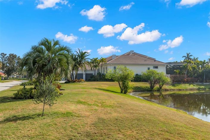 Image No.6-4 Bed Property for sale