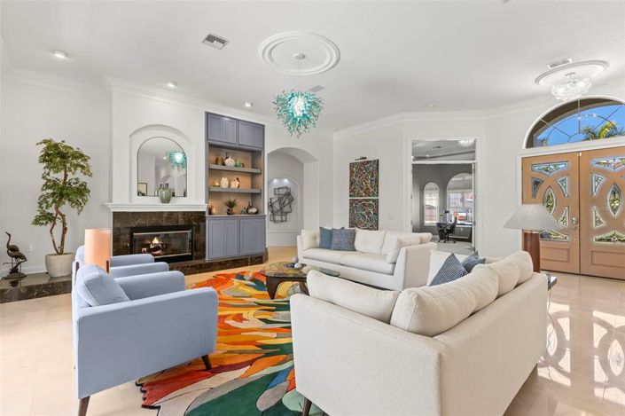 Image No.9-4 Bed Property for sale