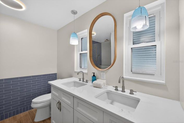 Image No.19-3 Bed Property for sale