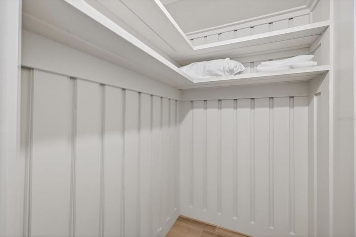 Image No.22-3 Bed Property for sale