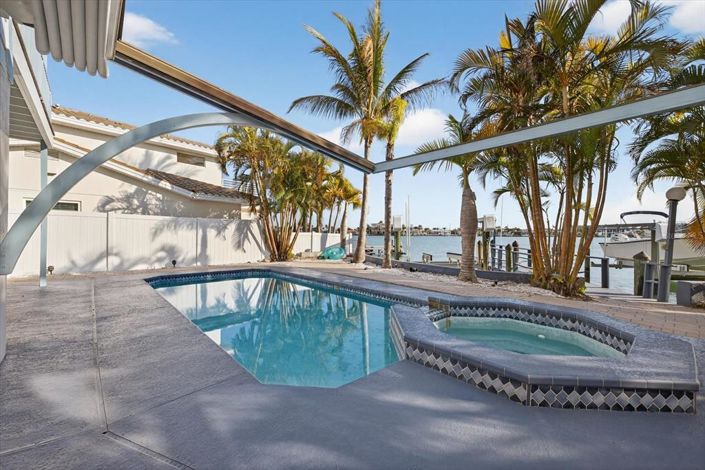 Image No.42-3 Bed Property for sale