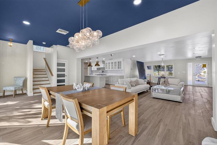 Image No.8-3 Bed Property for sale