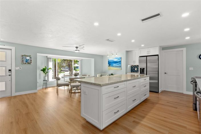 Image No.10-Propriété de 3 chambres à vendre à Sarasota