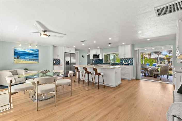 Image No.6-Propriété de 3 chambres à vendre à Sarasota