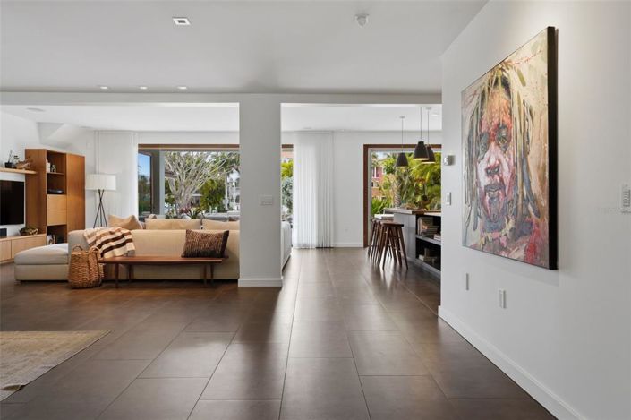 Image No.3-Propriété de 4 chambres à vendre à Sarasota