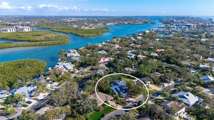 Image No.2-Propriété de 3 chambres à vendre à Sarasota