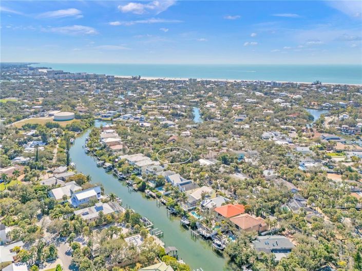 Image No.6-Propriété de 2 chambres à vendre à Sarasota