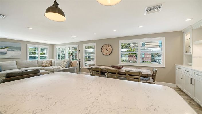 Image No.20-Propriété de 2 chambres à vendre à Sarasota