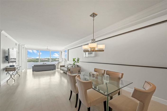 Image No.19-Propriété de 2 chambres à vendre à Sarasota