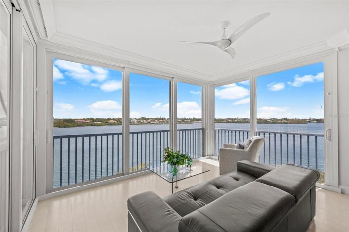 Image No.22-Propriété de 2 chambres à vendre à Sarasota